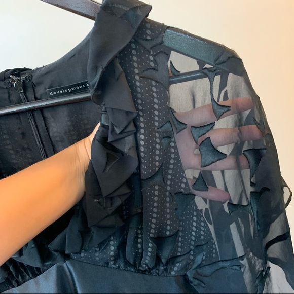 Development Black Dress with Ruffles Size 2 - Picture 3 of 7